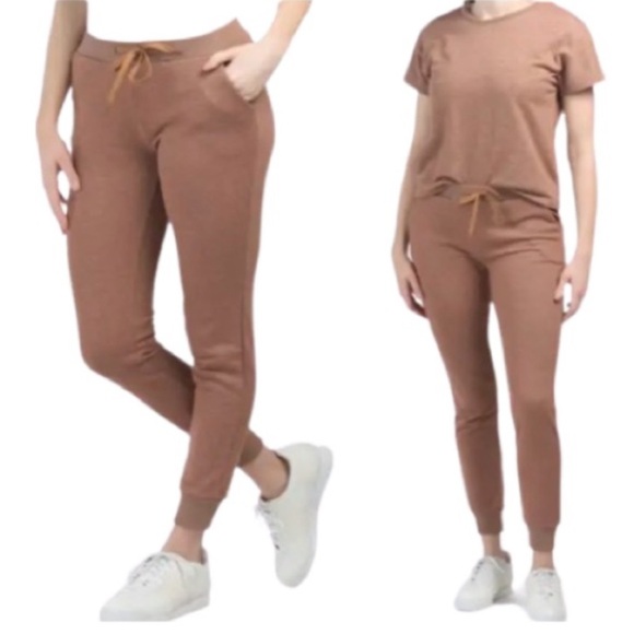 NWOT- Morrisday The Label Lounge Set - Picture 5 of 5